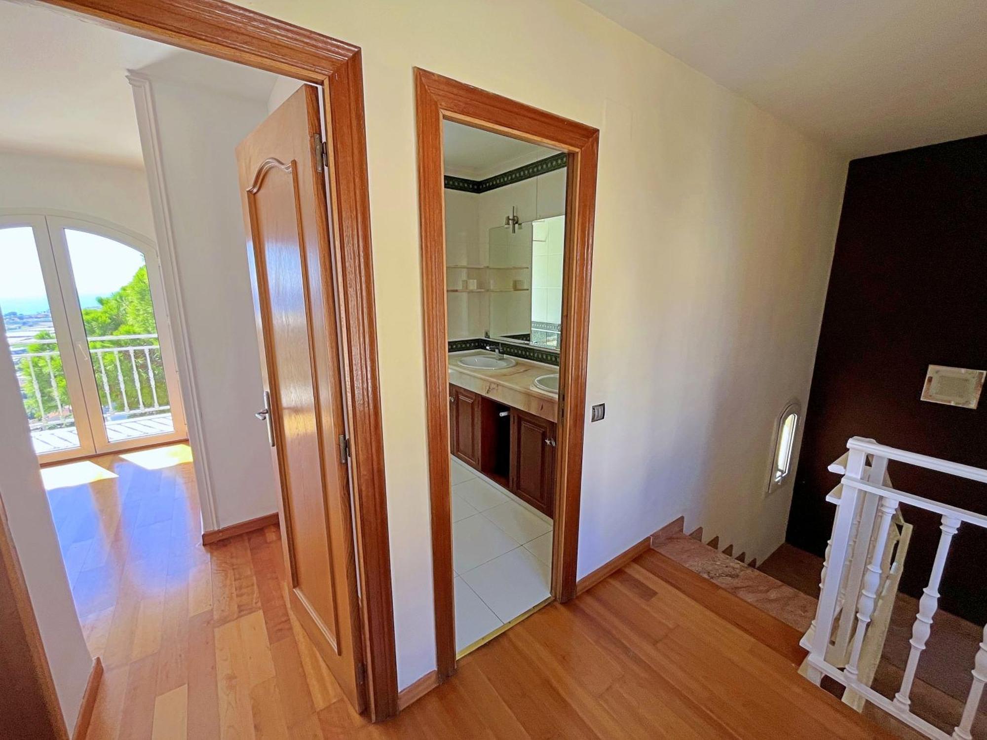 Villa Con Piscina Privada Climatizada 29ºc Santa Susanna Eksteriør billede