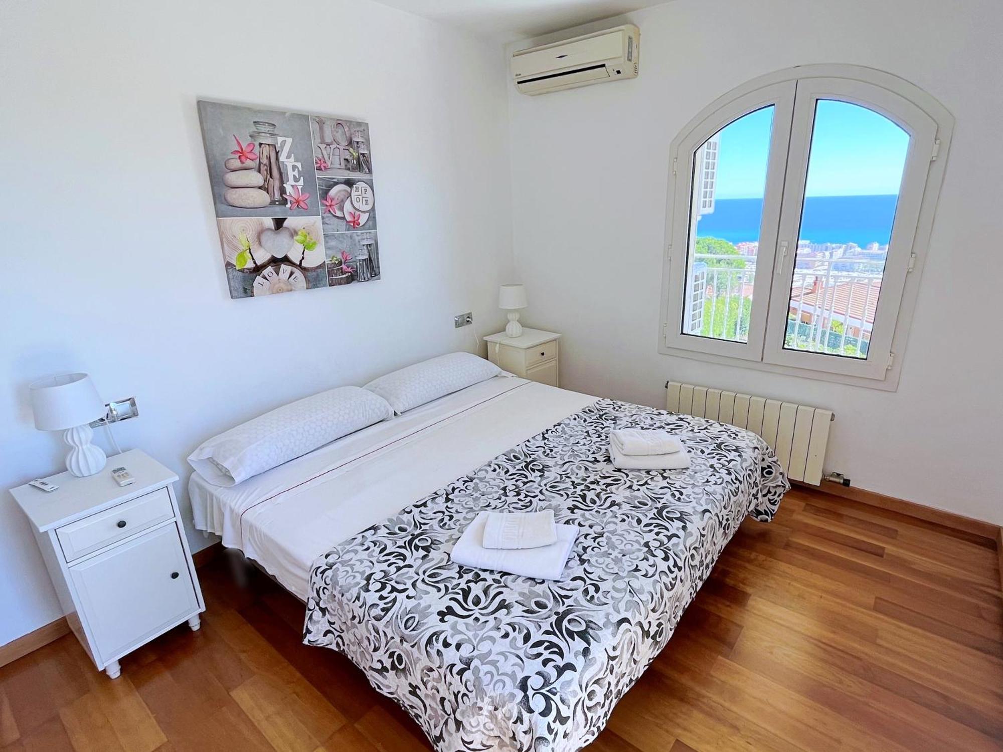 Villa Con Piscina Privada Climatizada 29ºc Santa Susanna Eksteriør billede